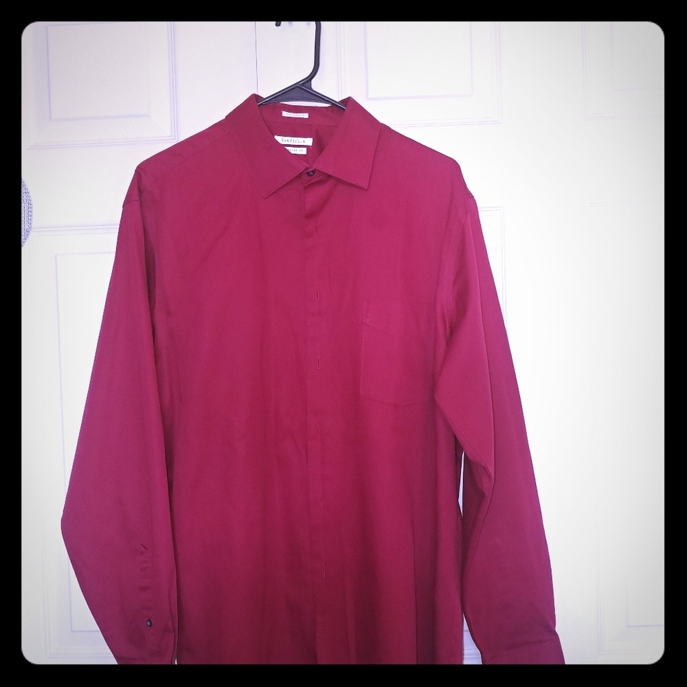 Dress shirt button down collar